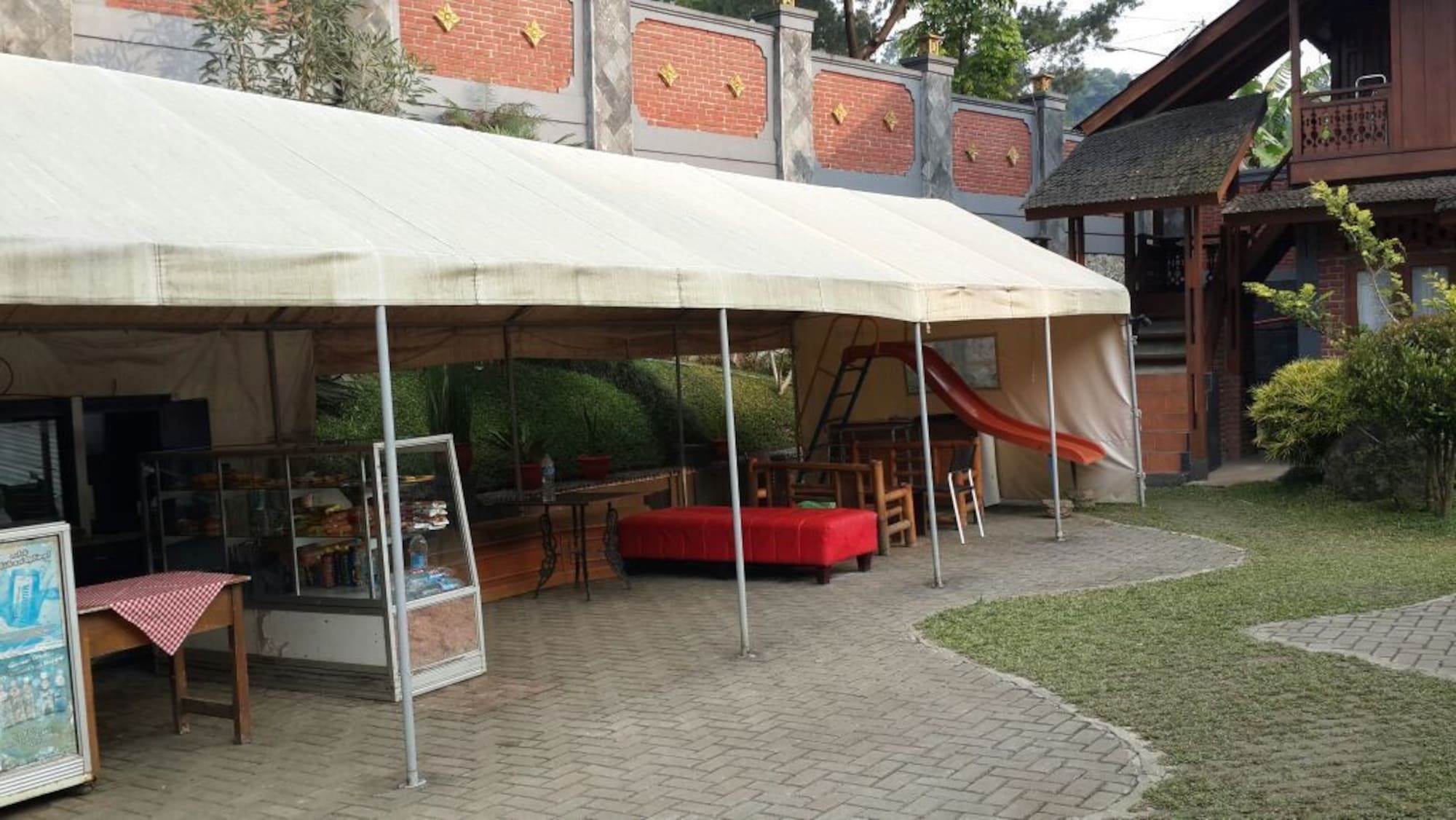 Bantal Guling Villa Лембанг Екстер'єр фото